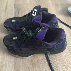 Jordan Luka black and purple size 5 youth